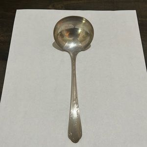 Wm. A Rogers Oneida Meadowbrook/Heather Gravy Ladle